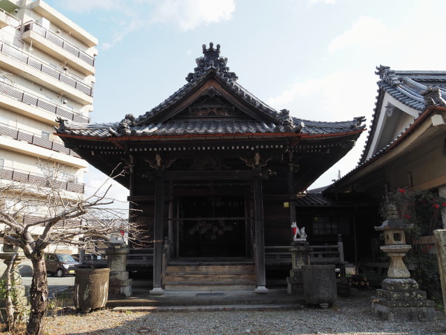 瘡守(かさもり)稲荷、法住院境内(伊勢市浦口)