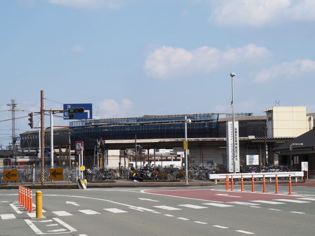 伊勢市駅の近鉄とJRを結ぶ跨線橋