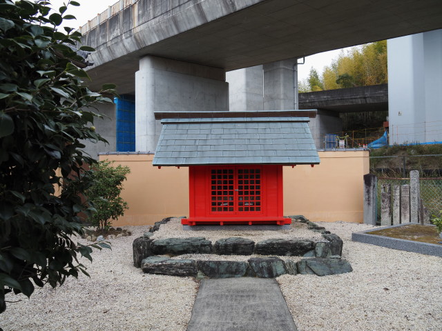 お稲荷さん、本誓寺境内(伊勢市久世戸町)