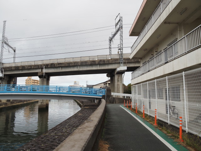 勢田川に架かる瀧波橋付近