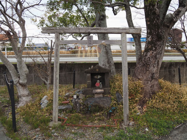 仮家神（伊勢市二見町溝口）