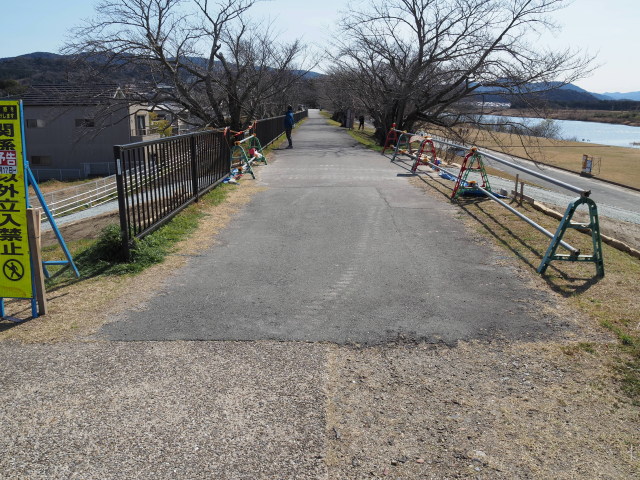 ドンデン場(宮川右岸堤防)