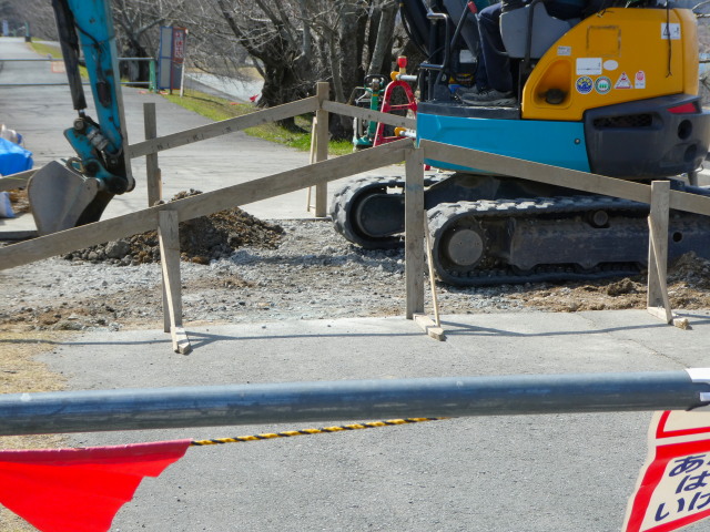 頂は尖る？ドンデン場（度会橋右岸 上流側）